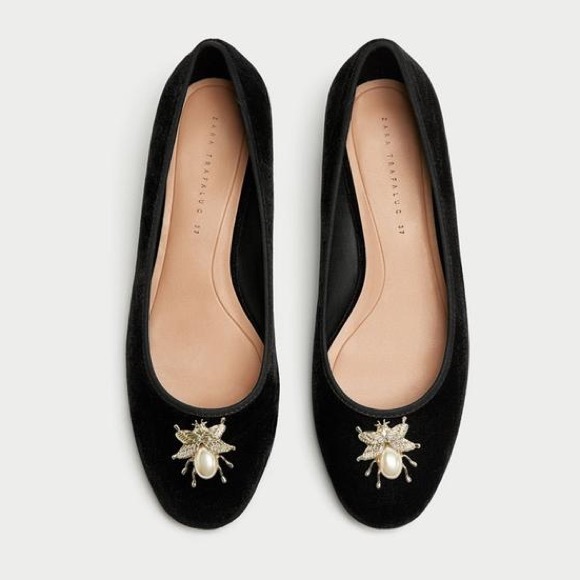Zara Shoes - Zara Velvet Bee Flats
